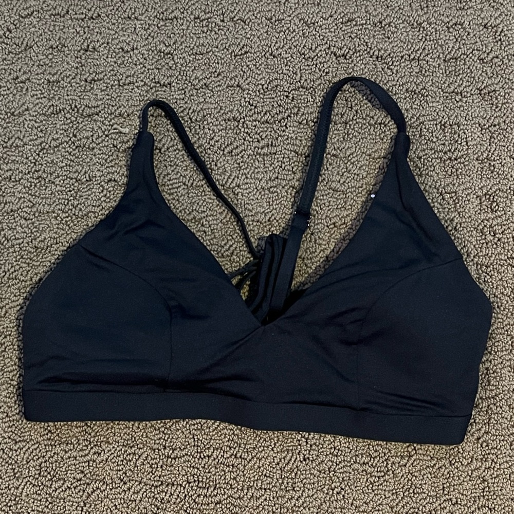 BARELY WORN GYMSHARK BATHING SUIT TOP